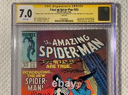 Amazing Spider-Man #252 CGC SS 7.0 WP Key 1st Appearance Black Suit Signed 5x